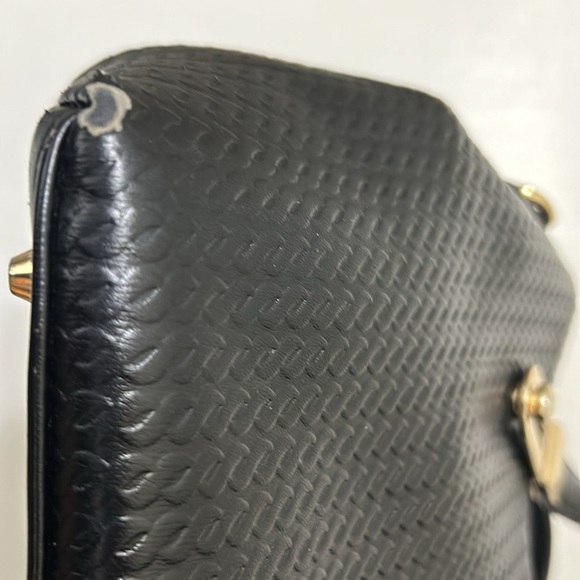 M X JaoLan | Black Purse textured surface - Picture 7 of 10